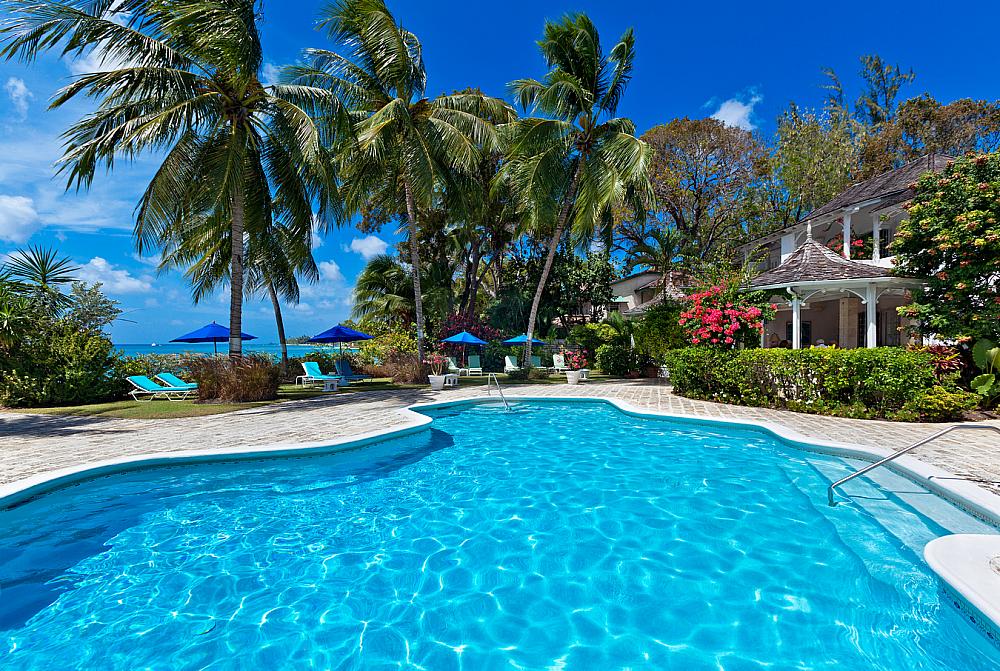 Beachfront villas in Barbados