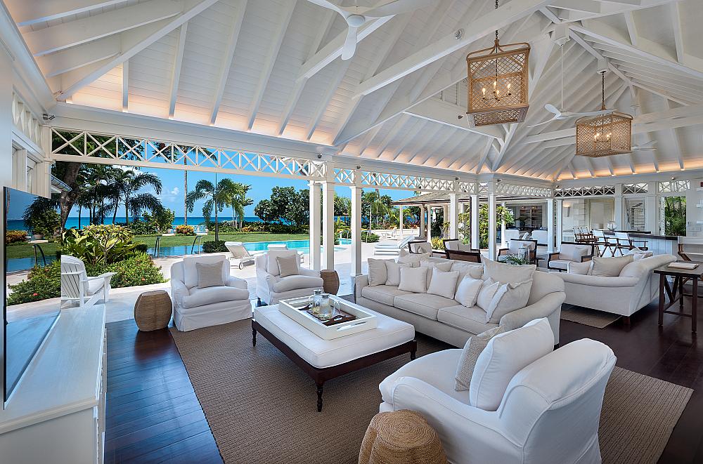 Beachfront villas in Barbados