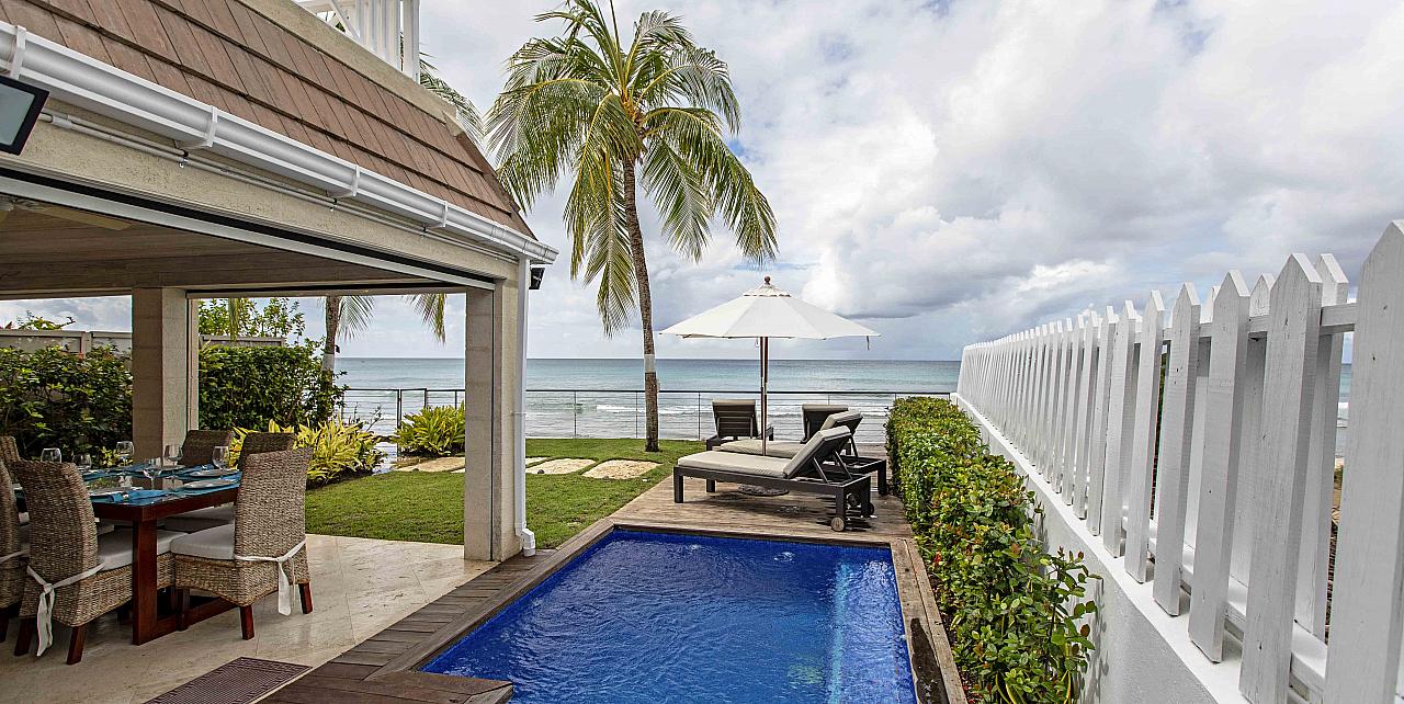 Radwood 2 Beachfront Villa